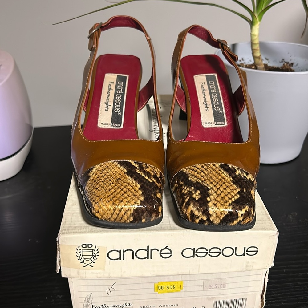 Women’s size 8 Andre Assous , camel patten leather